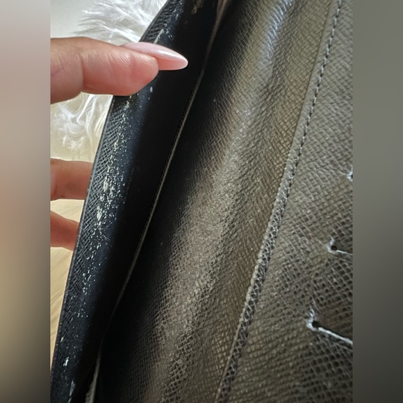 Louis Vuitton Paris | Made in Spain | 1999 Vintage Epi Long Wallet Organizer - Picture 10 of 15